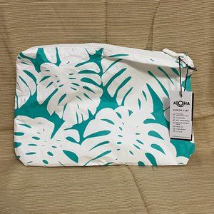 Aloha Collection Monstera Clutch